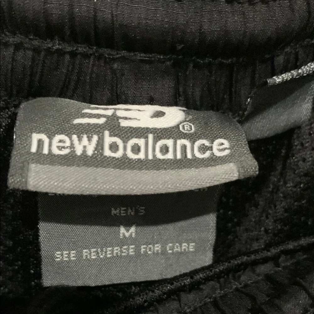 New Balance Black Sweatpants with Relaxed Fit - Picture 2 of 5